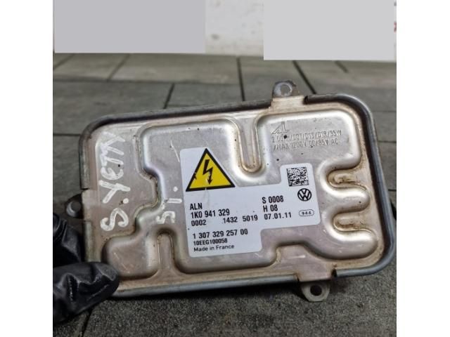 bontott SKODA YETI Fényszóró Elektronika