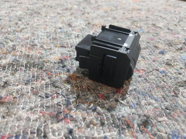 bontott SKODA YETI Fényszórómagasság Állító Motor (Pozíciófüggetlen)