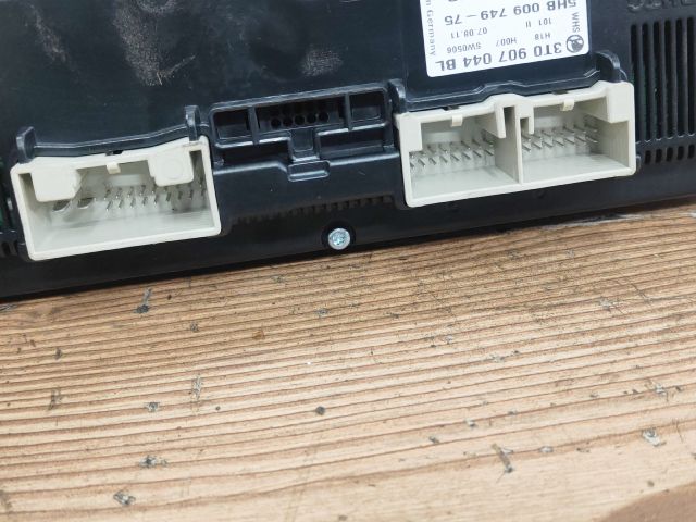 bontott SKODA YETI Fűtéskapcsoló (digit klímás)