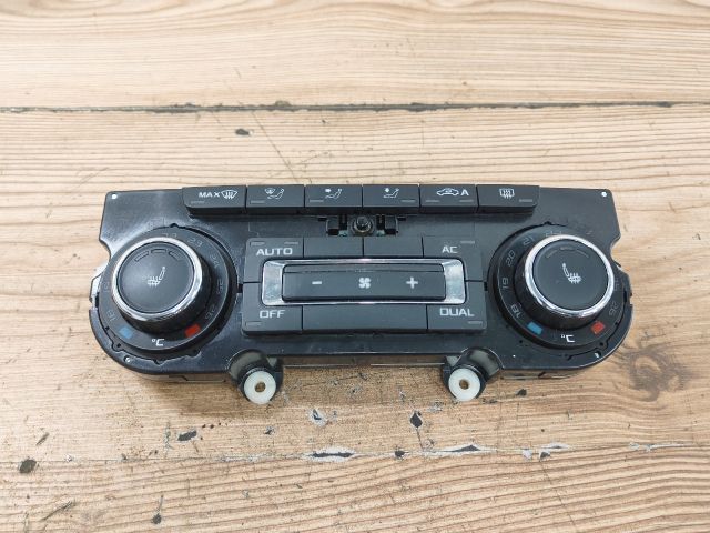 bontott SKODA YETI Fűtéskapcsoló (digit klímás)