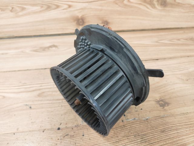 bontott SKODA YETI Fűtőmotor (Klímás)