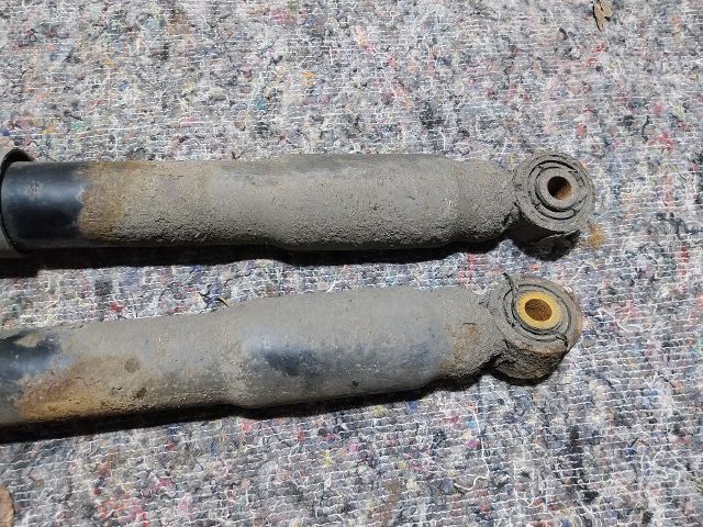 bontott SKODA YETI Hátsó Lengéscsillapító Pár