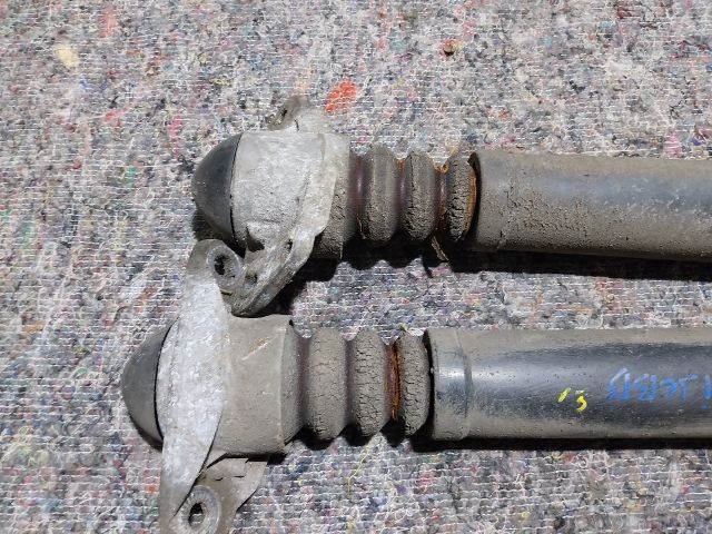 bontott SKODA YETI Hátsó Lengéscsillapító Pár