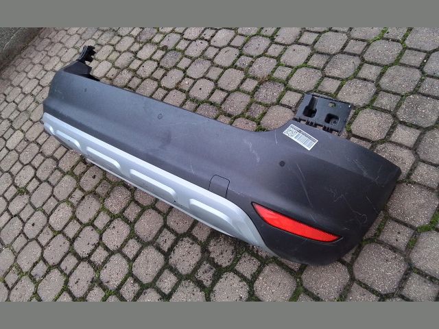 bontott SKODA YETI Hátsó Lökhárító (Részeivel)