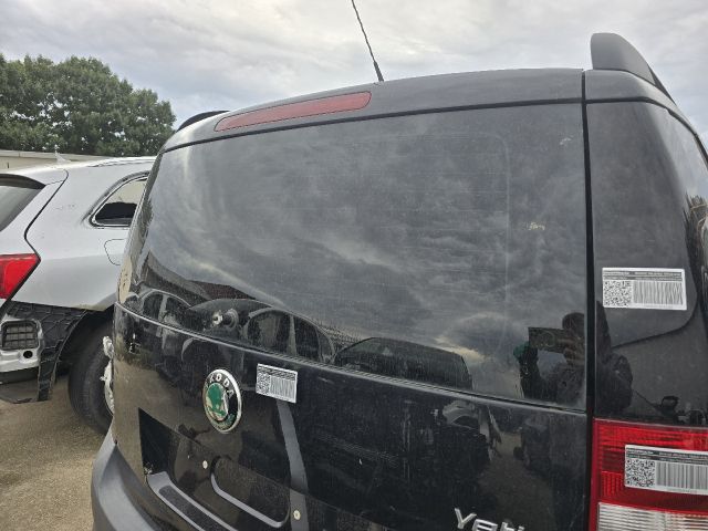 bontott SKODA YETI Hátsó Szélvédő