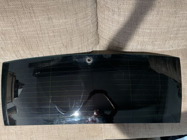 bontott SKODA YETI Hátsó Szélvédő