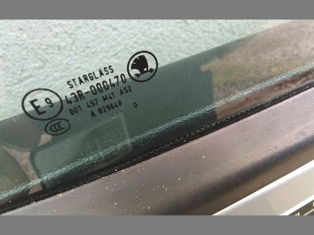 bontott SKODA YETI Jobb első Ajtó (Részeivel)