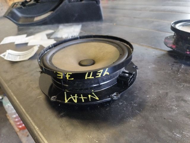 bontott SKODA YETI Jobb első Hangszóró