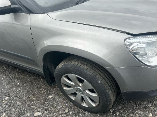 bontott SKODA YETI Jobb első Sárvédő