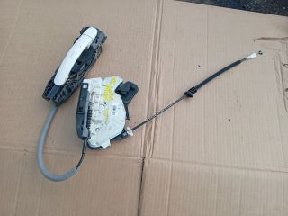 bontott SKODA YETI Jobb első Zárbetét