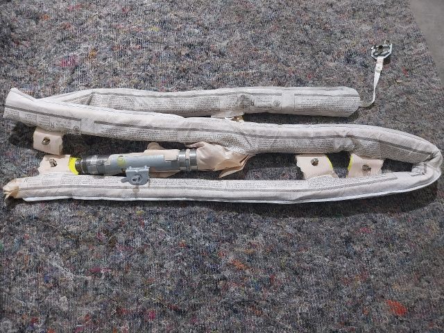 bontott SKODA YETI Jobb Függönylégzsák és Oldallégzsák