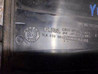 bontott SKODA YETI Jobb hátsó Ablak Díszléc