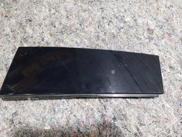 bontott SKODA YETI Jobb hátsó Ablak Díszléc