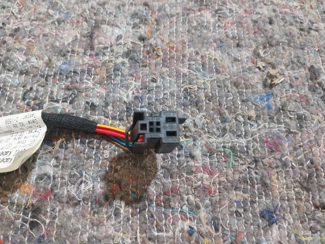 bontott SKODA YETI Jobb hátsó Ablakemelő Motor