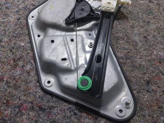 bontott SKODA YETI Jobb hátsó Ablakemelő Szerkezet (Elektromos)