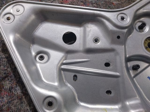 bontott SKODA YETI Jobb hátsó Ablakemelő Szerkezet (Elektromos)