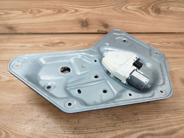 bontott SKODA YETI Jobb hátsó Ablakemelő Szerkezet (Elektromos)