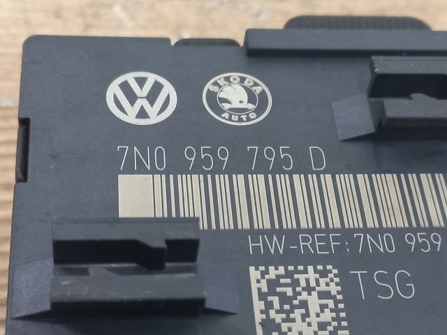 bontott SKODA YETI Jobb hátsó Ajtó Vezérlőegység