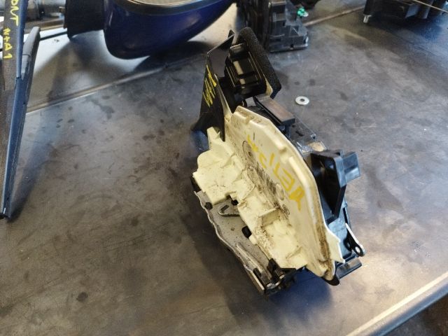 bontott SKODA YETI Jobb hátsó Ajtózár