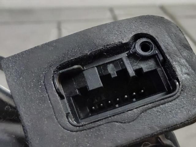 bontott SKODA YETI Jobb hátsó Ajtózár