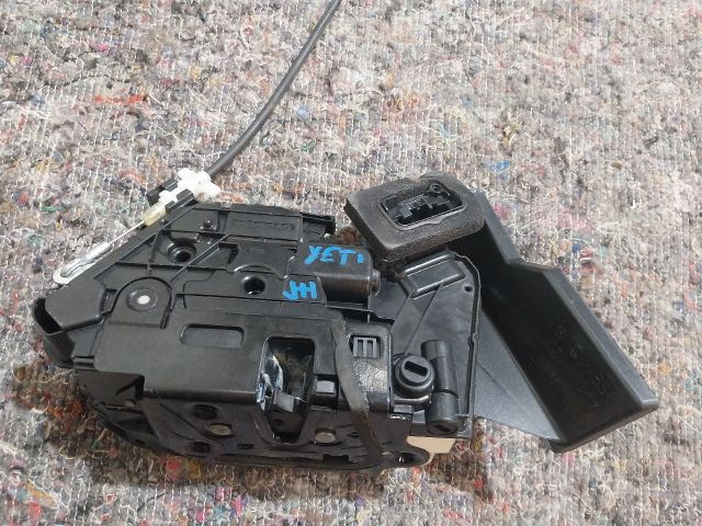 bontott SKODA YETI Jobb hátsó Ajtózár