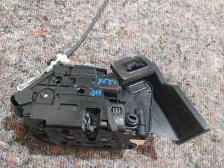 bontott SKODA YETI Jobb hátsó Ajtózár