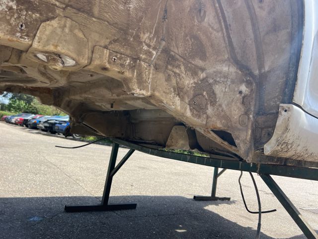 bontott SKODA YETI Jobb hátsó Negyed Karosszéria Csomag