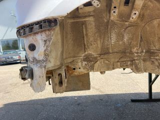 bontott SKODA YETI Jobb hátsó Negyed Karosszéria Csomag