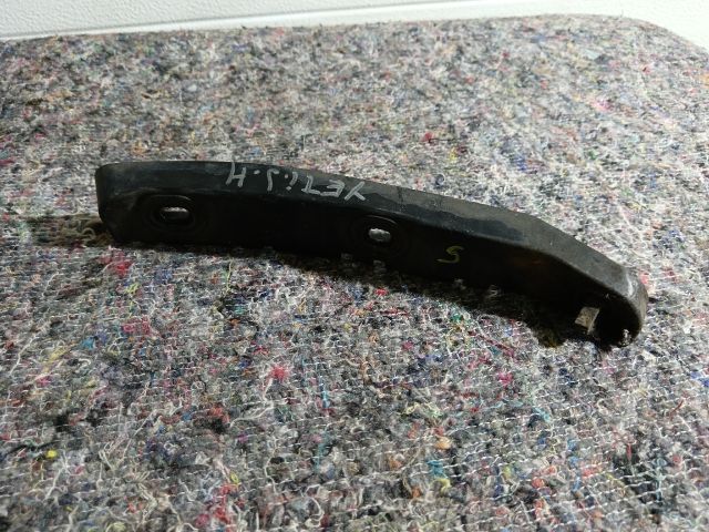 bontott SKODA YETI Jobb hátsó Oldal Lökhárító Tartó (Műanyag)