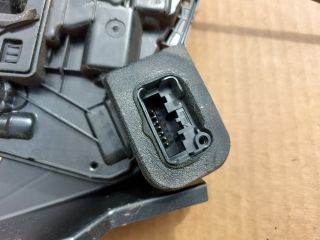 bontott SKODA YETI Jobb hátsó Zárbetét