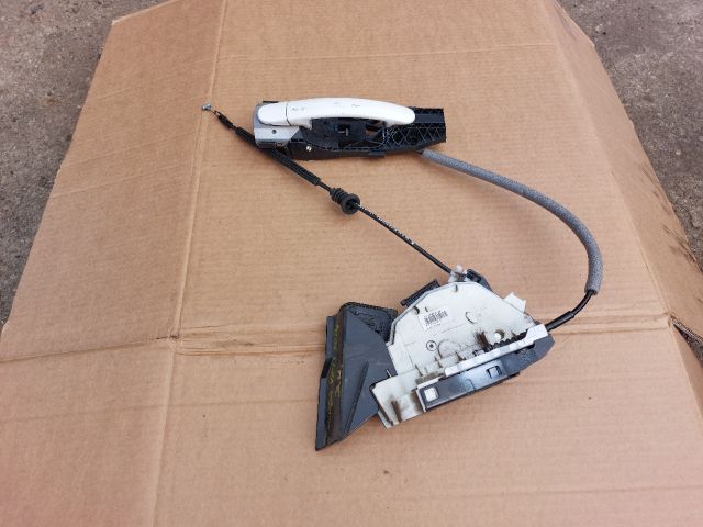 bontott SKODA YETI Jobb hátsó Zárbetét