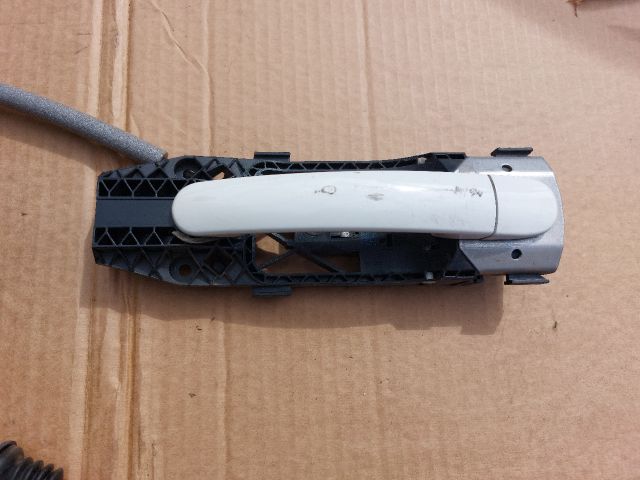 bontott SKODA YETI Jobb hátsó Zárbetét