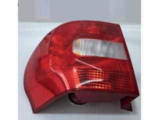 bontott SKODA YETI Jobb Külső Hátsó Lámpa