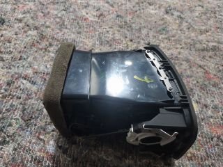 bontott SKODA YETI Jobb Szellőző