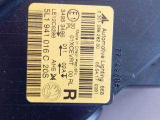 bontott SKODA YETI Jobb Xenon Fényszóró