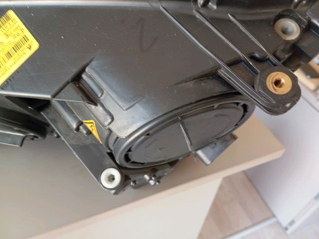 bontott SKODA YETI Jobb Xenon Fényszóró