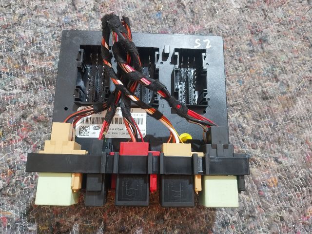 bontott SKODA YETI Komfort Elektronika