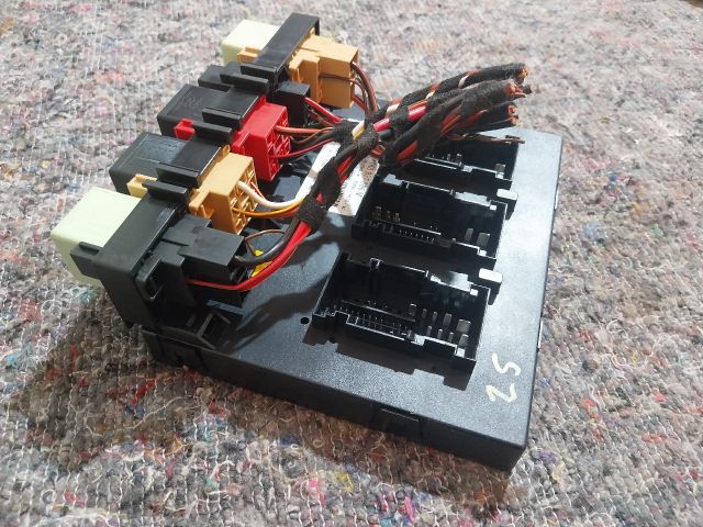 bontott SKODA YETI Komfort Elektronika