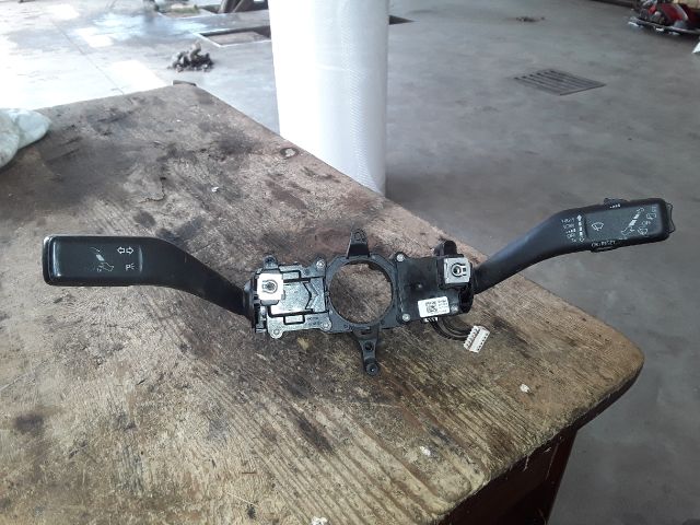 bontott SKODA YETI Komplett Kormánykapcsoló (Bajuszkapcsoló)