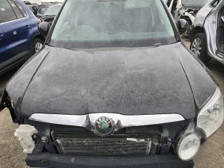 bontott SKODA YETI Motorháztető