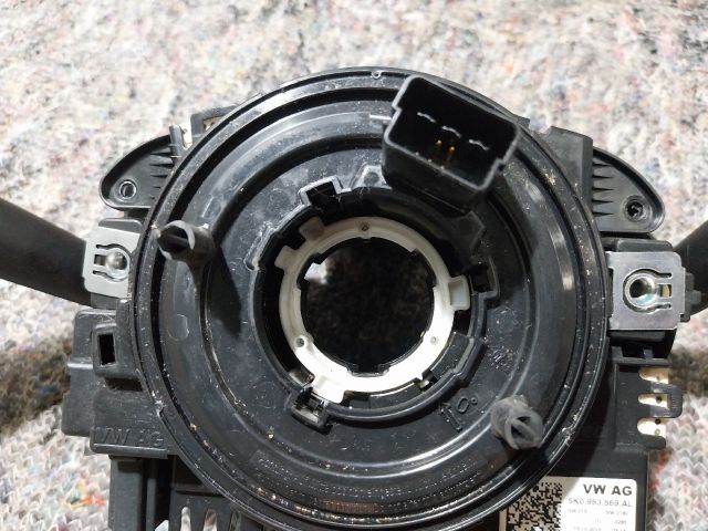 bontott SKODA YETI Multikormány