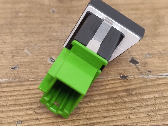 bontott SKODA YETI Start / Stop Indító Gomb