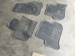 bontott SKODA YETI Szőnyeg Szett