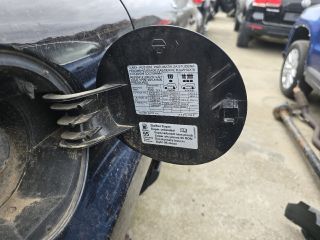 bontott SKODA YETI Tankajtó