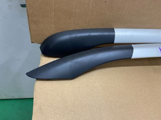 bontott SKODA YETI Tetősín Pár