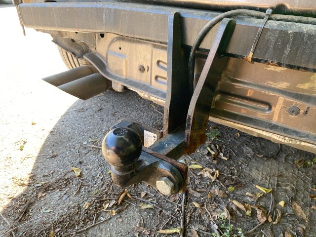 bontott SKODA YETI Vonóhorog