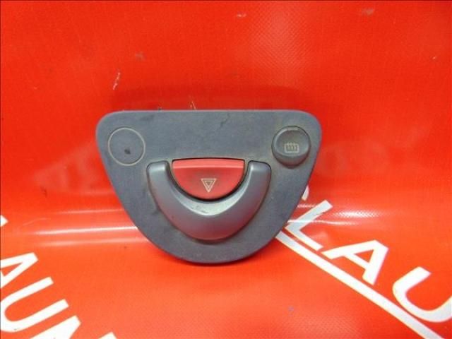 bontott SMART CITY-COUPE Vészvillogó Kapcsoló