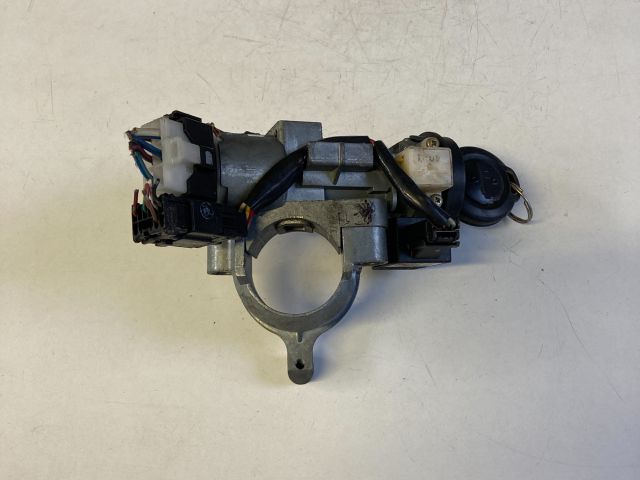 bontott SMART FORFOUR Gyújtáskapcsoló Házzal