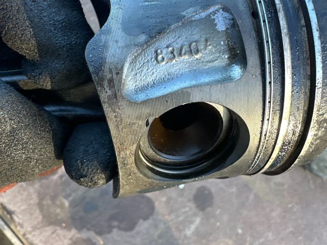 bontott SMART FORFOUR Dugattyú és Hajtókar