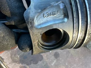 bontott SMART FORFOUR Dugattyú és Hajtókar